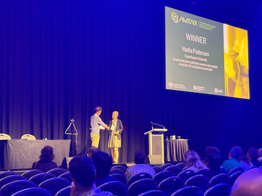 Nadia received the AMTAR Poster Award in Australia🎉